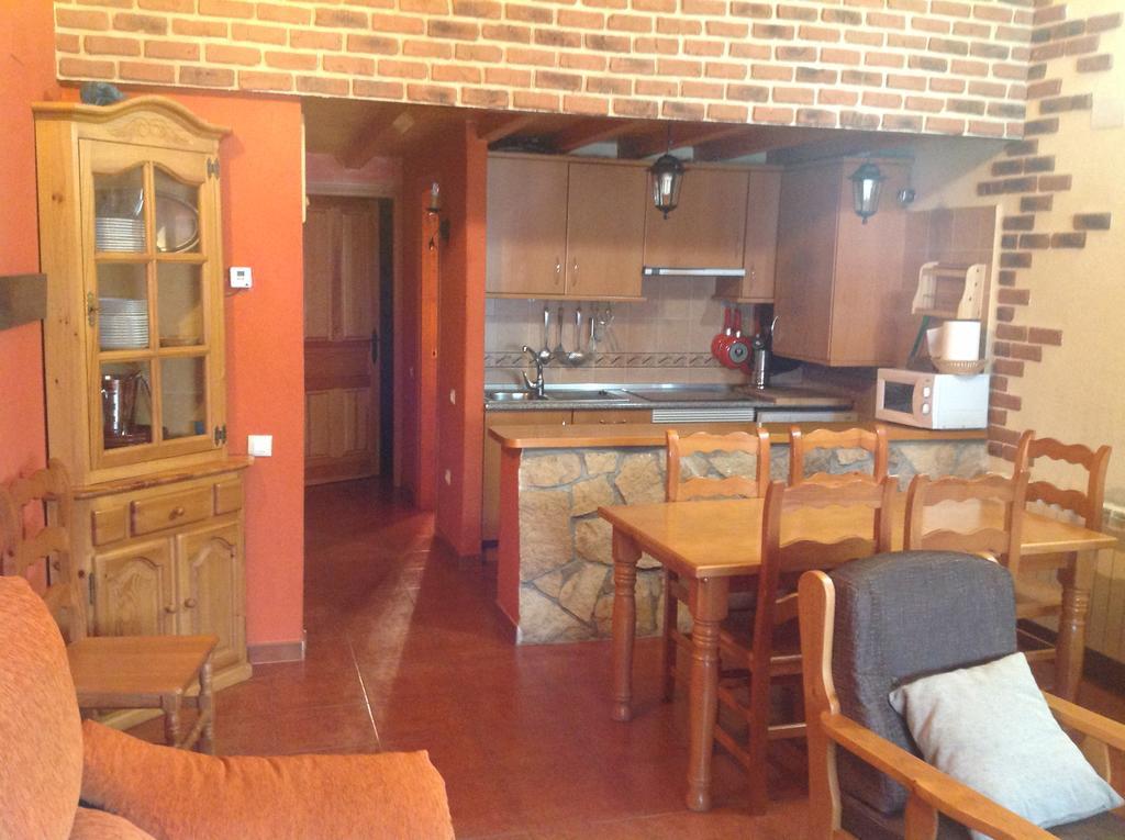 Maison d'hôtes Casa Rural La Vega De Gredos à San Martin de la Vega del Alberche Extérieur photo