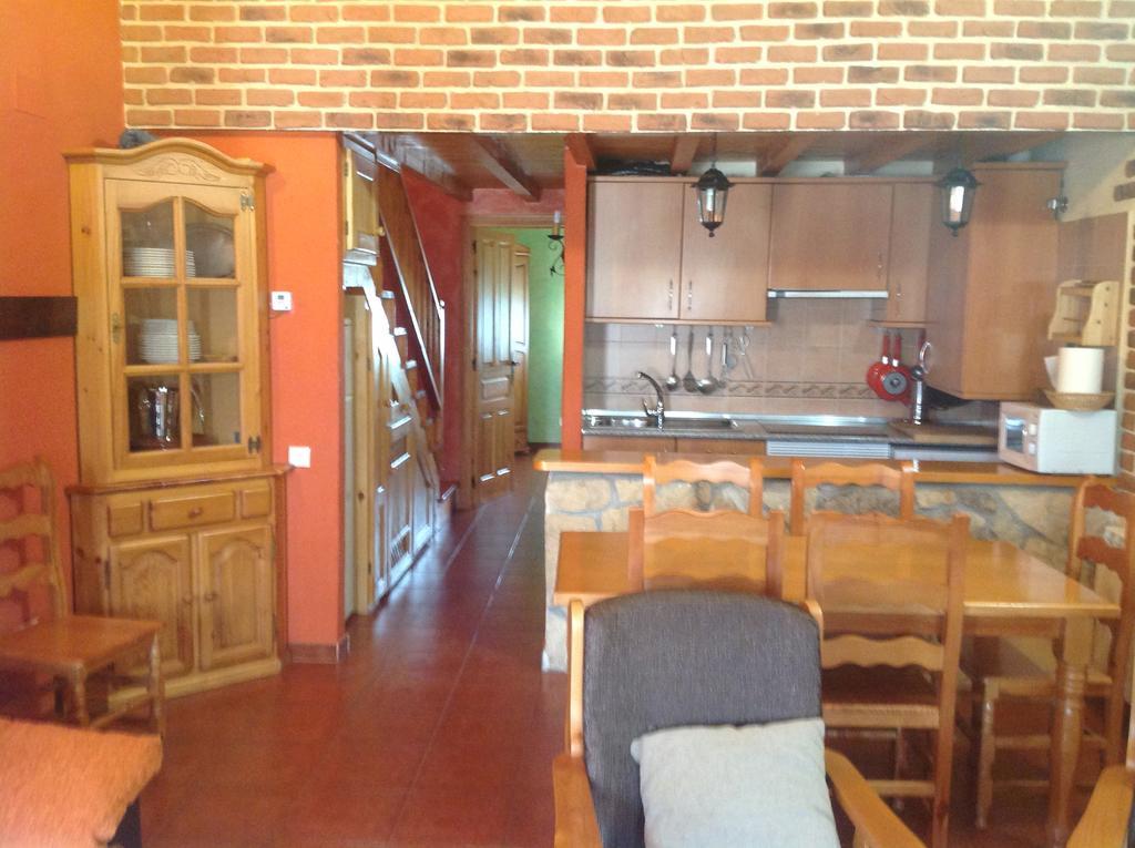 Maison d'hôtes Casa Rural La Vega De Gredos à San Martin de la Vega del Alberche Extérieur photo